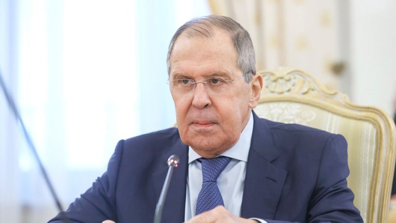 لافروف: الناتو عاجز عن تقرير مصير أوروبا