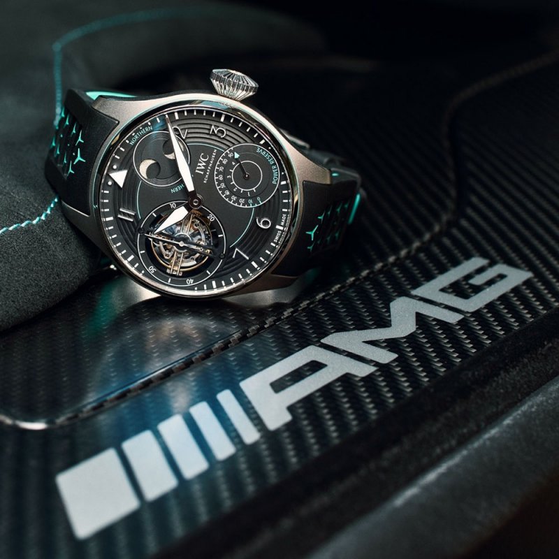 مرسيدس تقدم ساعة AMG One Owners من إنتاج IWC