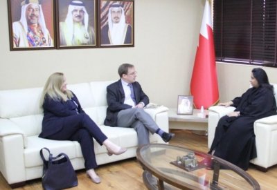 الأمين العام لمجلس التعليم العالي تشيد بأنشطة المجلس الثقافي البريطاني