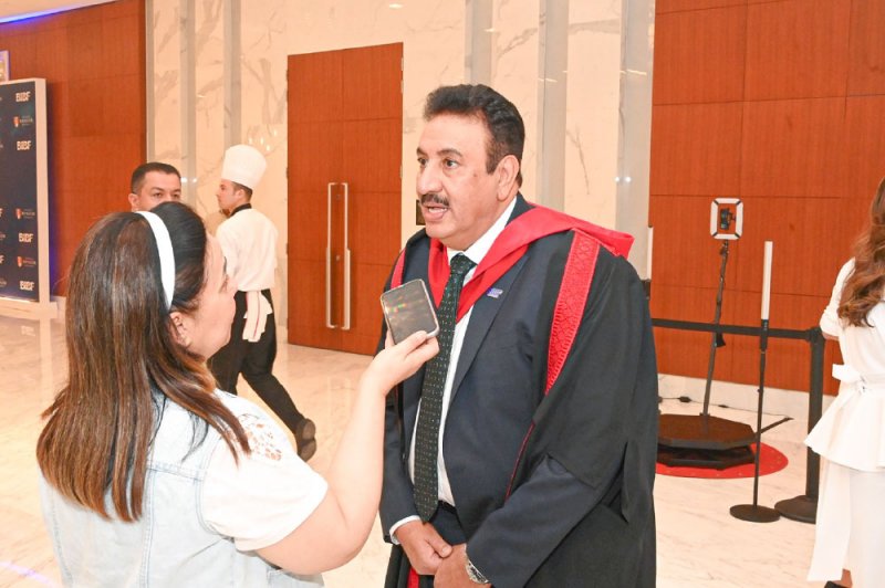 إبرام مزيد من الاتفاقات مع البنوك لتيسير التعليم للطلبة