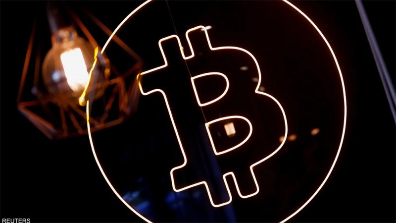 ما علاقة تجميد القروض "المشفرة" بانخفاض قيمة البتكوين 23%؟