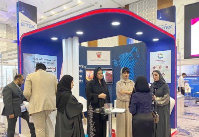 استعراض المشاريع الإلكترونية المقدمة للأفراد والأعمال والجهات الحكومية