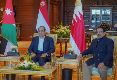 جلالة الملك المعظم يشارك في قمة ثلاثية مع جلالة العاهل الأردني وفخامة الرئيس المصري في مدينة شرم الشيخ