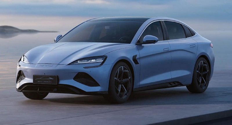 BYD ثاني أفضل شركة سيارات مبيعًا للهجينة والكهربائية