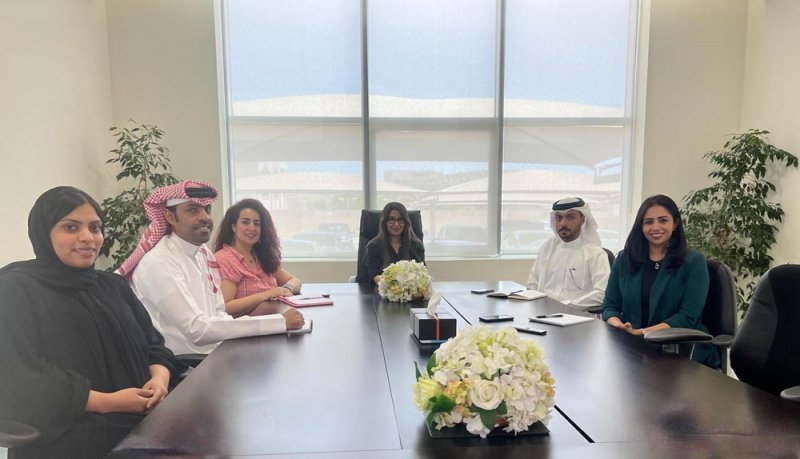 مراعاة احتياجات المرأة العاملة وتوفير خدمات تُطوّر من بيئة العمل لها.. وهذه التفاصيل