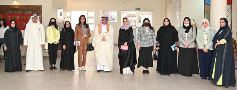 لجنة المرأة في "الفنتك" بالأعلى للمرأة تطلع على التعليم الفني والمهني بمدرسة المعرفة الثانوية للبنات
