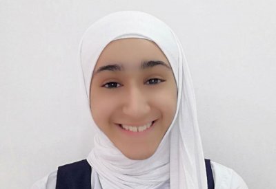 طالبة بحرينية تفوز بمسابقة الإبداع اللغوي بمصر