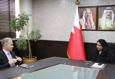رنا بنت عيسى تؤكد الحرص على إنجاز المشاريع الرامية للارتقاء بالتعليم العالي
