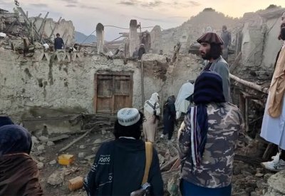 ارتفاع حصيلة زلزال أفغانستنان إلى ألف قتيل
