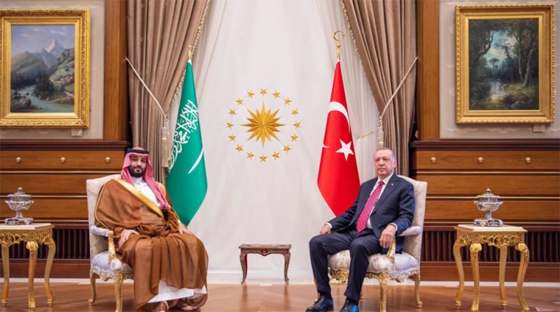 ولي العهد السعودي والرئيس التركي يعقدان لقاء ثنائياً