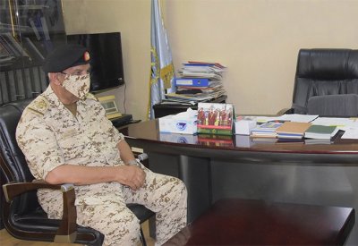 القائد العام لقوة دفاع البحرين يقوم بزيارة تفقدية لعدد من وحدات قوة دفاع البحرين‎‎