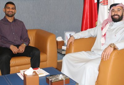الكوهجي يستقبل بطل الجوجيتسو علي منفردي