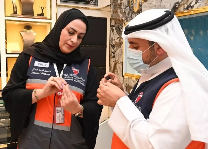"التجارة" ترصد مخالفات المجوهرات.. وهذه التفاصيل