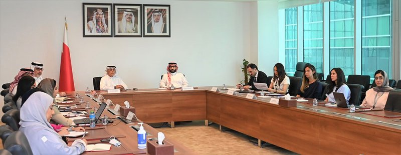 وزير الصناعة يترأس أعمال اجتماع مجلس تنمية المؤسسات الصغيرة والمتوسطة
