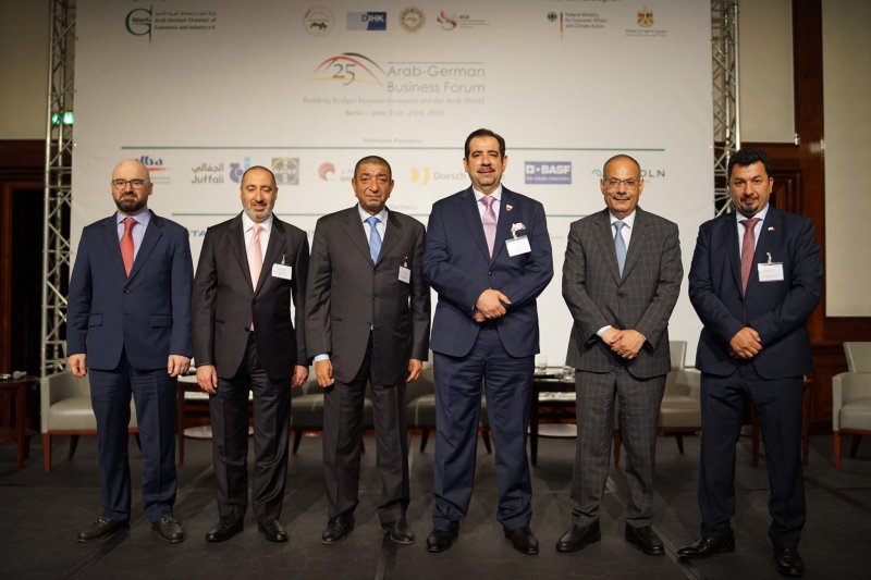ناس: نعمل على تنفيذ استراتيجية شاملة لتنمية التعاون الاقتصادي مع مختلف الأسواق العالمية