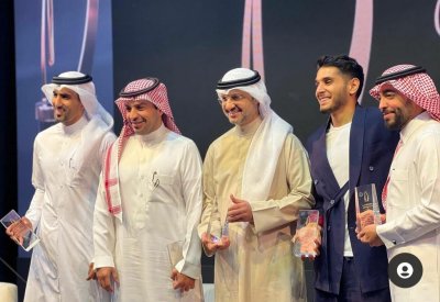 "النجومية والمسؤولية" تناقش وواقع ومستقبل المنصات والمشاهير