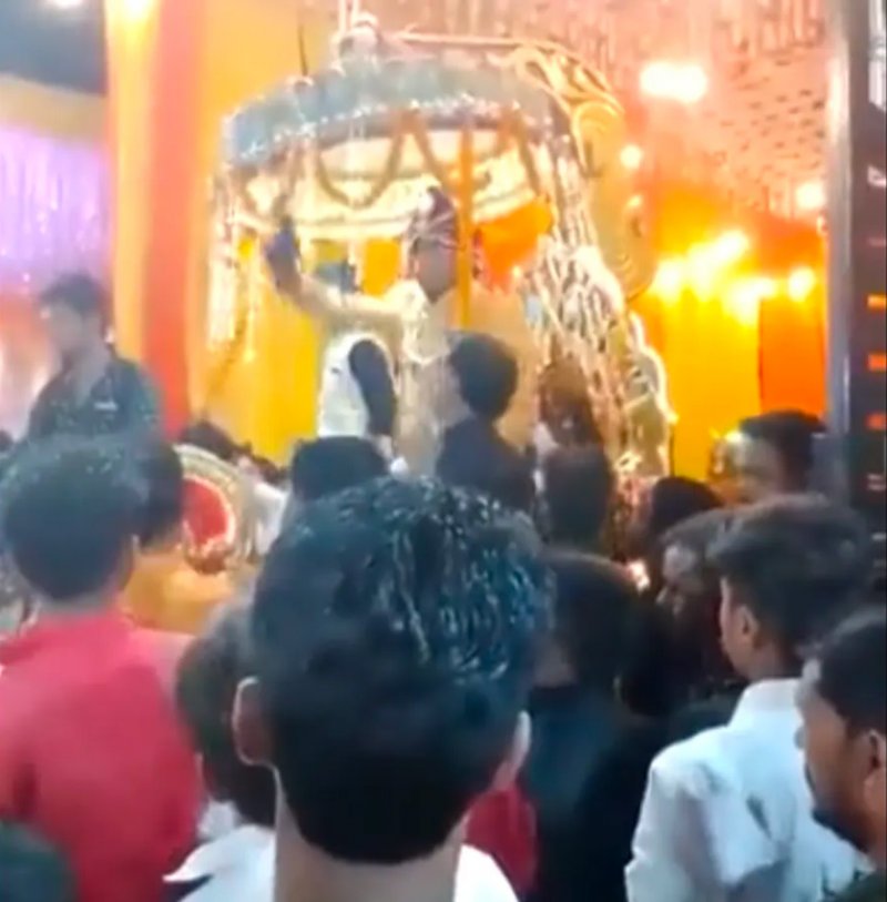 بالفيديو: على المسرح وأمام المدعوين.. عريس يقتل صديقه