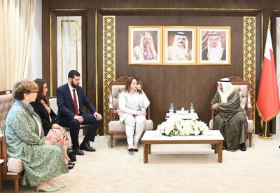 رئيس مجلس الشورى يثمّن جهود سيدات الأعمال البحرينيات