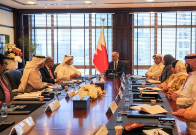 مضاعفة الجهود لتطوير الطرق بما يواكب التطور العمراني والسكاني والاستثماري