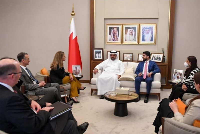 وزير "المالية": مواصلة تعزيز التعاون الاقتصادي بين البحرين وأميركا