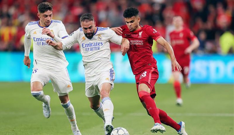 ريال مدريد يجدد اهتمامه ببديل كارفاخال
