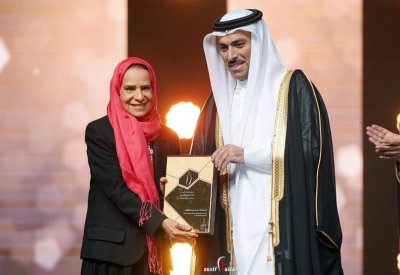 تكريم الإعلامية القديرة بدرية عبداللطيف