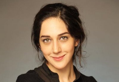 زهرا أمير ابراهيمي الفائزة في مهرجان كان تأمل في "ثورة نسائية" في إيران