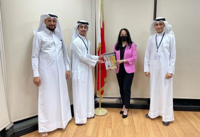 الوكيل المُساعد للخدمات التعليمية تُشيد بإنجازات مدرسة مدينة عيسى الثانوية للبنين