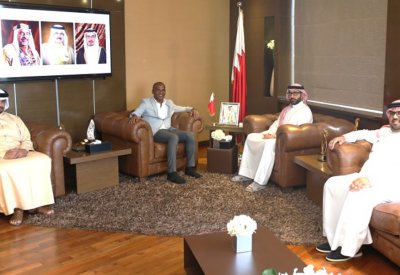 المؤيد يستقبل اللاعب الفرنسي فلوران مالودا
