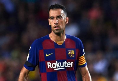 برشلونة يغير خطته بشأن خليفة بوسكيتس