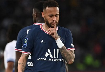 والد نيمار يكشف مستقبله مع سان جرمان..وناد برازيلي مهتم بضمه