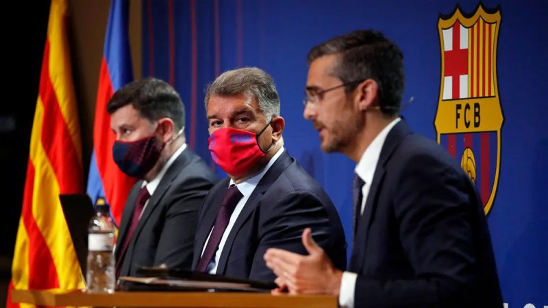 بيع 10% من حقوق برشلونة التلفزيونية بهذه القيمة