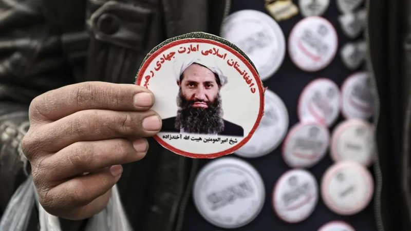 زعيم طالبان "الغامض" يحضر تجمعاً دينياً في العاصمة الأفغانية