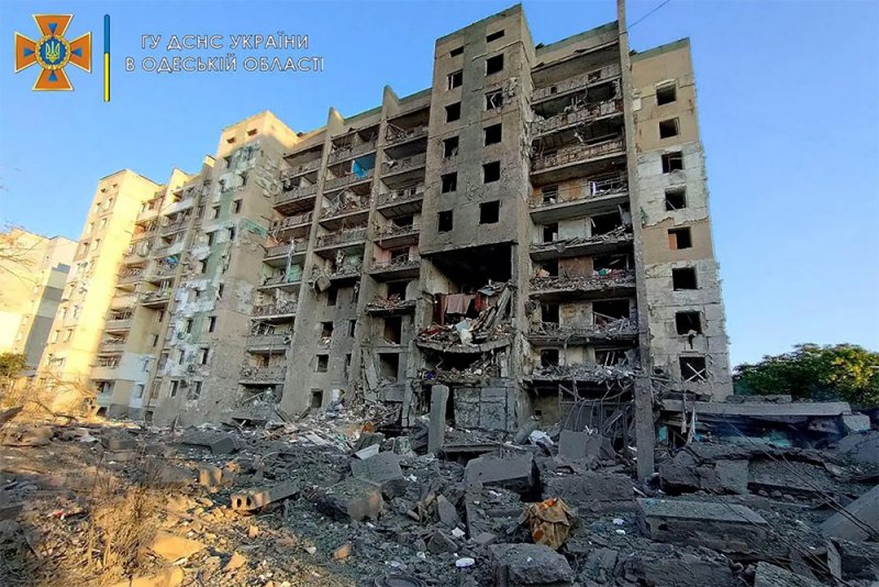 موسكو: السيطرة على مصفاة نفط في ليسيتشانسك.. و18 قتيلاً بغارة على أوديسا