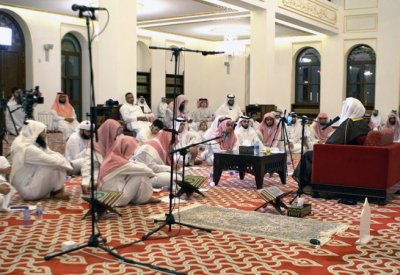 بالفيديو: "أحب الأيام عند الله" محاضرة للعنزي