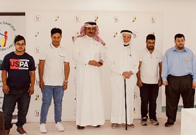الوجيه محمد بن الشيخ اسحاق العباسي يزور مركز العناية بمتلازمة داون