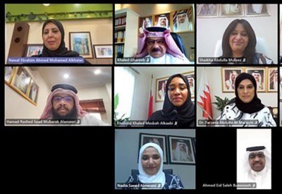 لجنة المناقصات بـ"التربية" تعقد اجتماعها