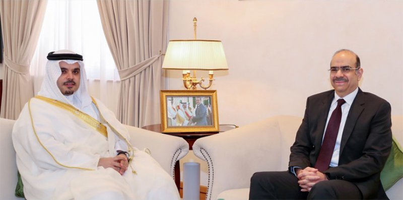 وزير الشؤون القانونية: مواصلة تعزيز العلاقات الراسخة بين البحرين والسعودية