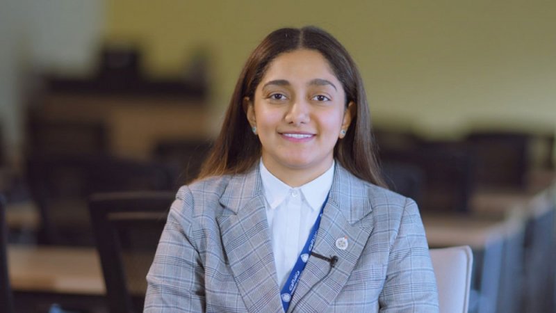 أكاديمية في جامعة البحرين تصنف كأول خبير استدامة بحريني معتمد من مبادرة الإبلاغ العالمية 