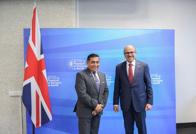 وزير الخارجية يجتمع مع الممثل الخاص لرئيس الوزراء بوزارة الخارجية والكومنولث والتنمية بالمملكة المتحدة