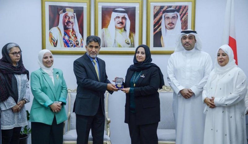 نجاح البحرين في وضع الخطط والاستراتيجيات الهادفة لتعزيز قطاع صحي مستدام