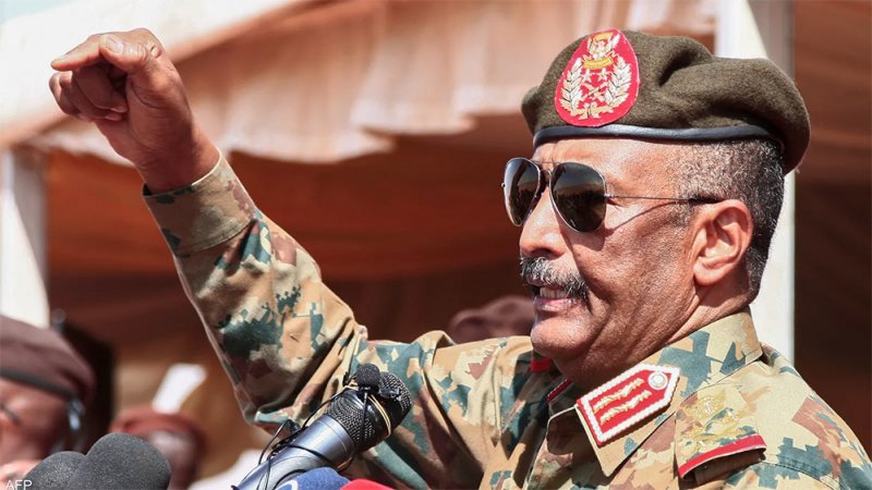 بالأسماء.. البرهان يعفي 5 أعضاء مدنيين من مجلس السيادة