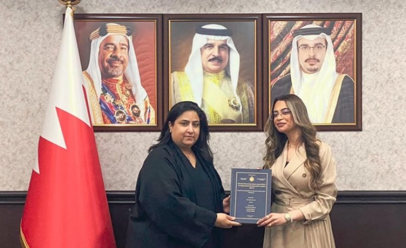 الأمين العام لمجلس التعليم العالي تستقبل الحاصلات على شهادات الماجستير