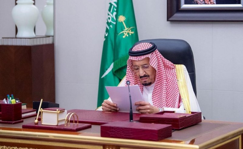 خادم الحرمين الشريفين: رفع عدد الحجاج هذا العام إلى مليون بعد النجاح الكبير في مواجهة كورونا