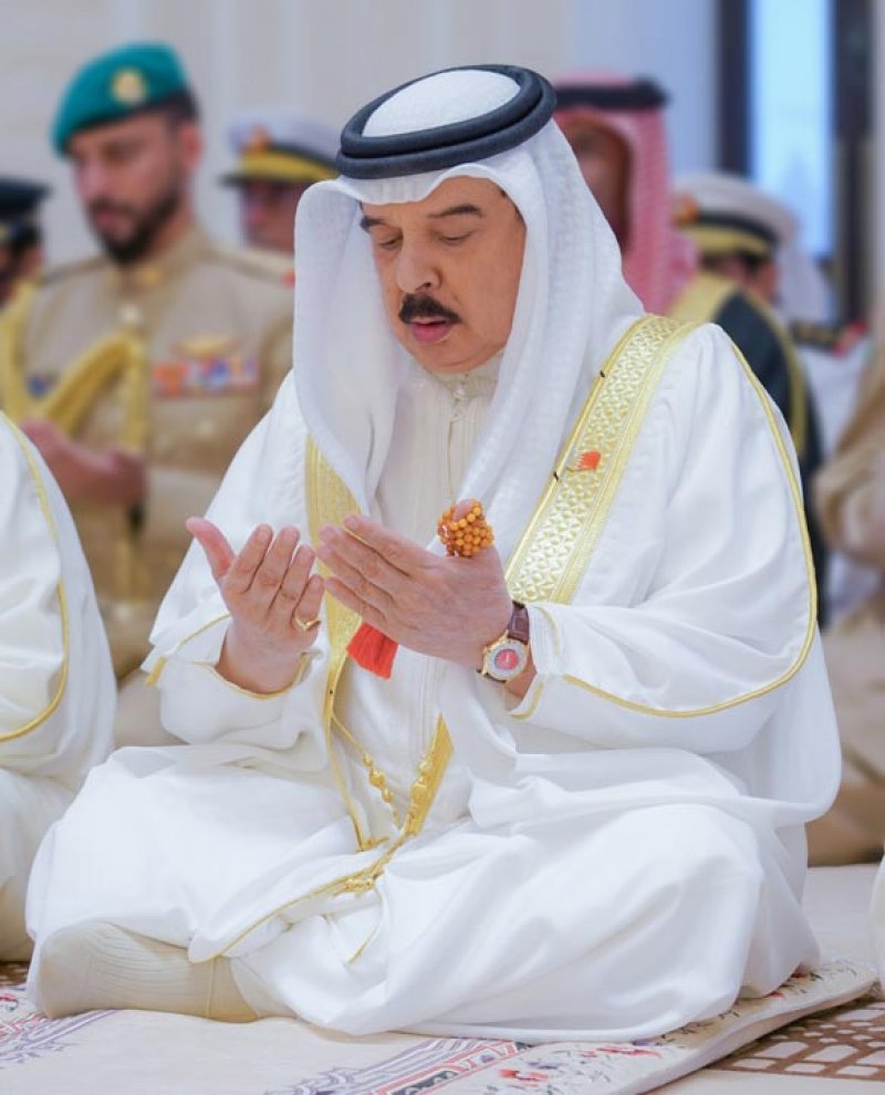 بالفيديو والصور: جلالة الملك المعظم يؤدي صلاة عيد الاضحى المبارك