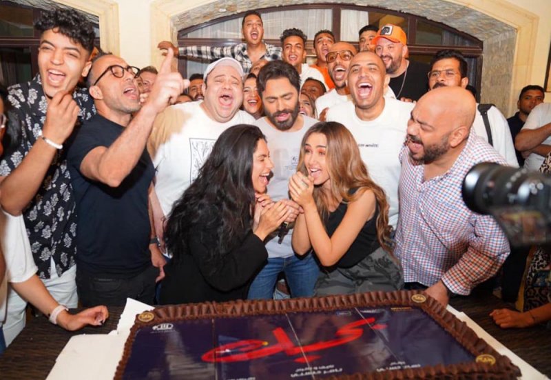 فيلم “بحبك” للفنان تامر حسني يسيطر في ”سينيكو“ والعالم!