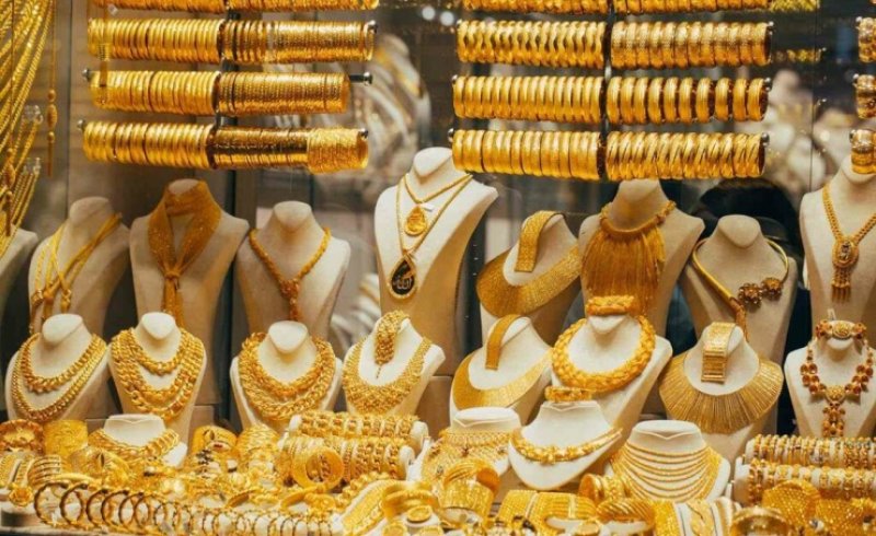 سعر الذهب يواصل تراجعه