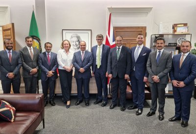 سفير مملكة البحرين في لندن يتابع مفاوضات التجارة الحرة الخليجية مع المملكة المتحدة