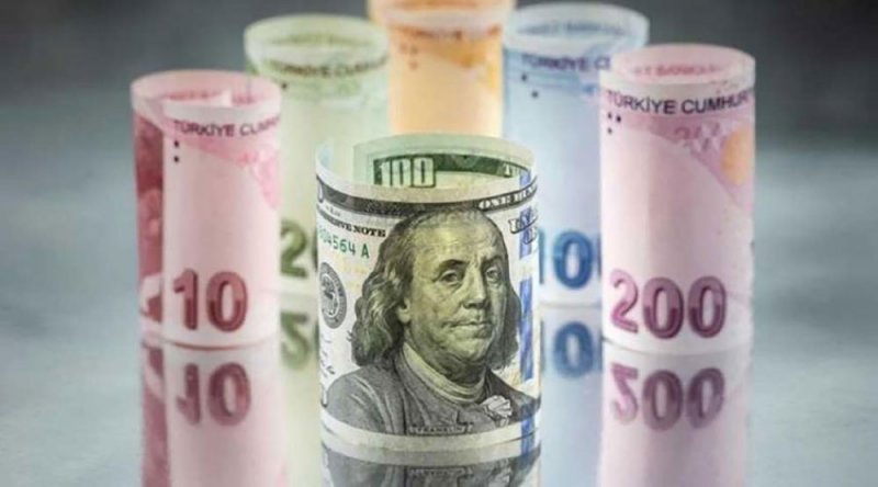 تداعيات انخفاض سعر صرف اليورو مقابل الدولار