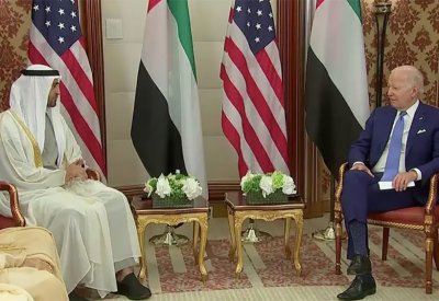 بايدن يدعو الرئيس الإماراتي لإجراء زيارة رسمية لواشنطن